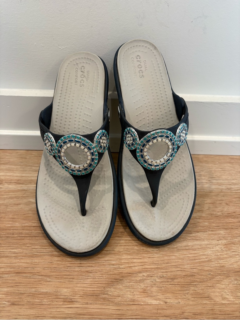 CROCS Sarah Diamante Wedge Flip Sandals Dual Comfort in Navy and Turquoise 8 - Picture 3 of 11